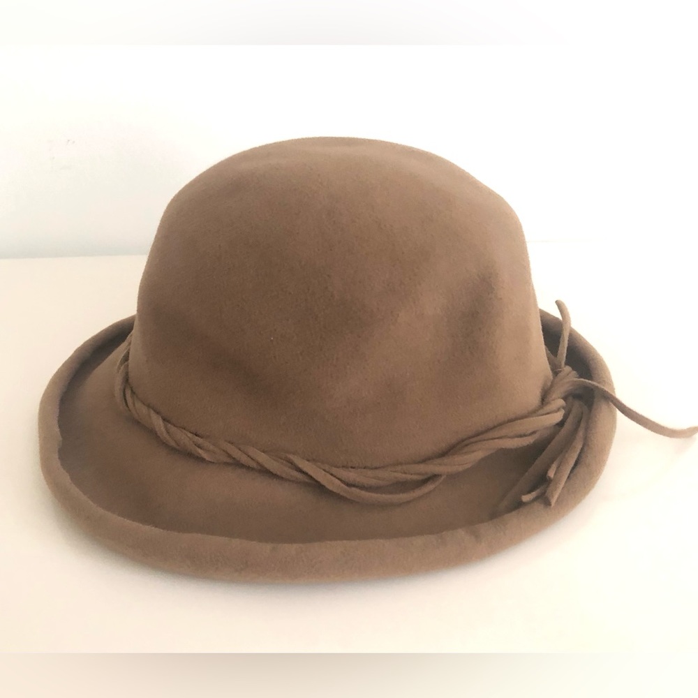 Vintage Van der Linde Brown Wool Felt Cloche Bowler Style Hat